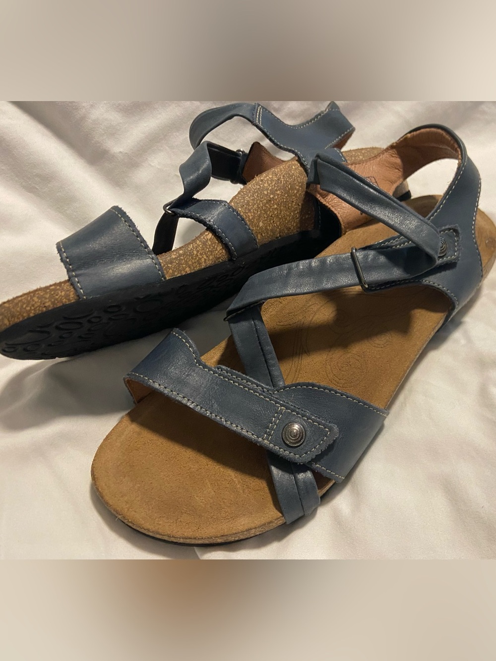 Taos Footwear size 9 9.5 universe backstrap wedge Blue Leather Comfort Sandals